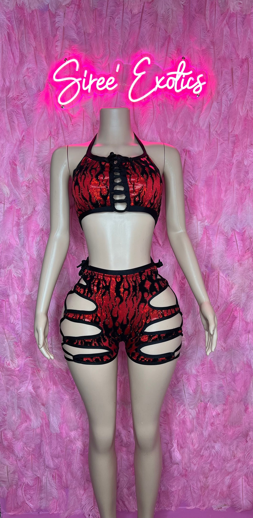 Red Flame Cut Out Set